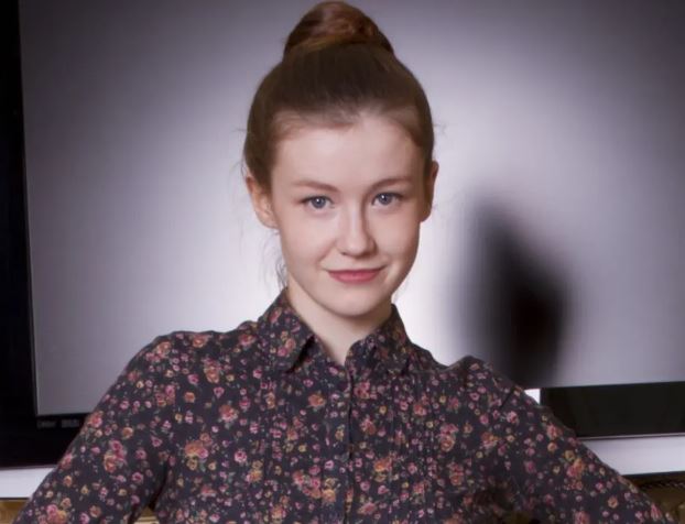 Emily Bloom是谁 她以前是位体操运动员哟预览图